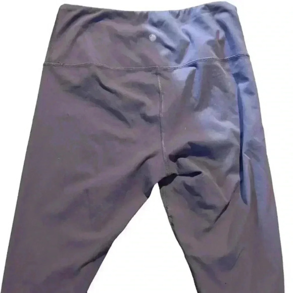Yogalicious Cropped Capri Leggings M Purple Yoga - Picture 3 of 3